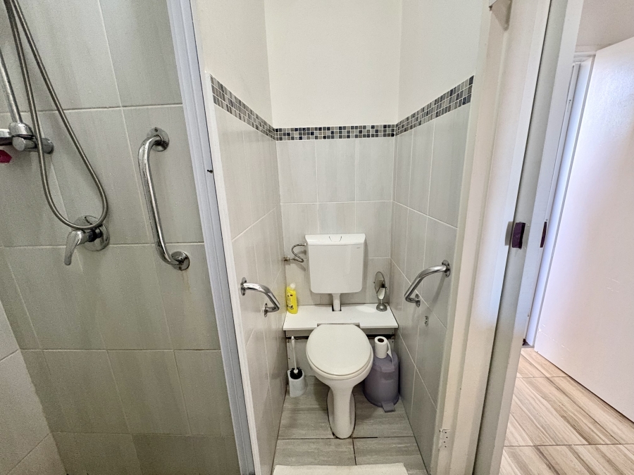 1 Bedroom Property for Sale in Townsend Estate Western Cape
